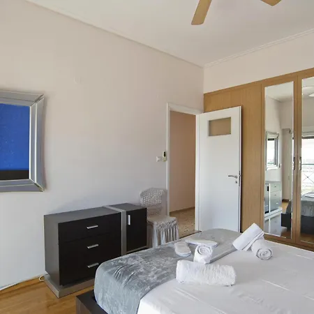 N&n Moschato Seaviews Fully Equipped * Piraeus